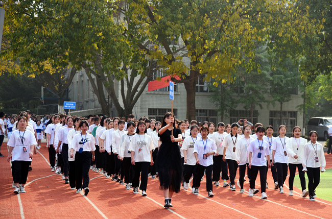 班级方队出场,第三届田径运动会,重庆春珲学校